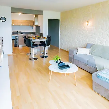 Apartmán Andromede Chic T2 - Parking Sous-terrain- Proche Meet Airbus Et Aeroport -tram *