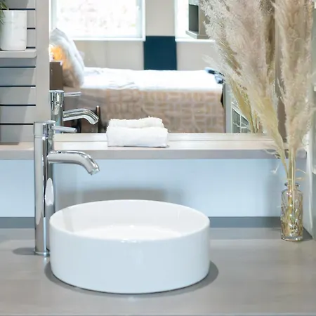 Andromède Chic T2 - Parking - Proche Airbus Et Aéroport Blagnac